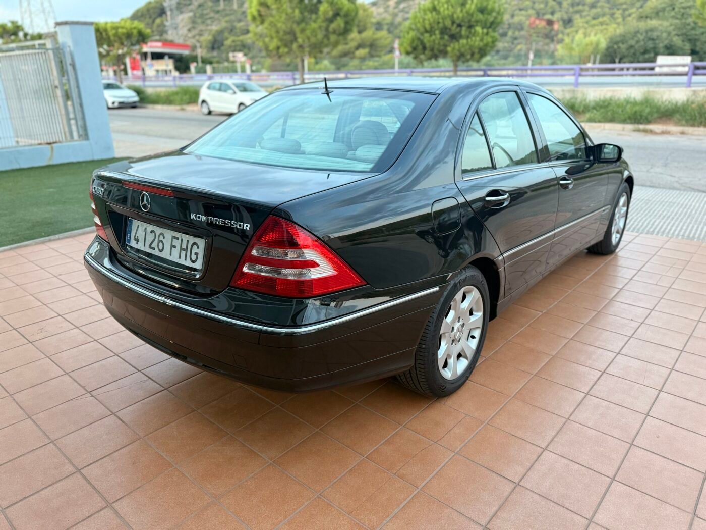 MERCEDES-BENZ C180, fotografía 5